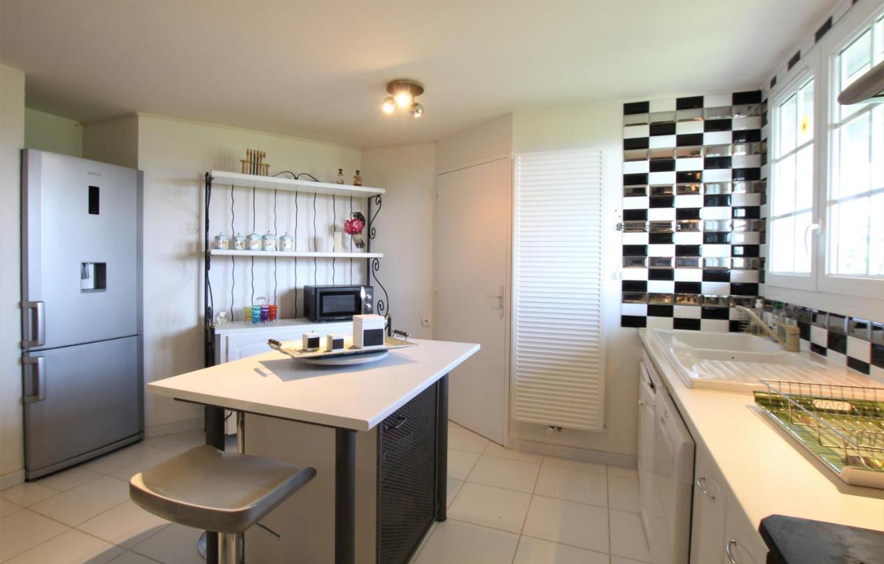 Les Gites De La Maison Bleue D'Estialescq מראה חיצוני תמונה